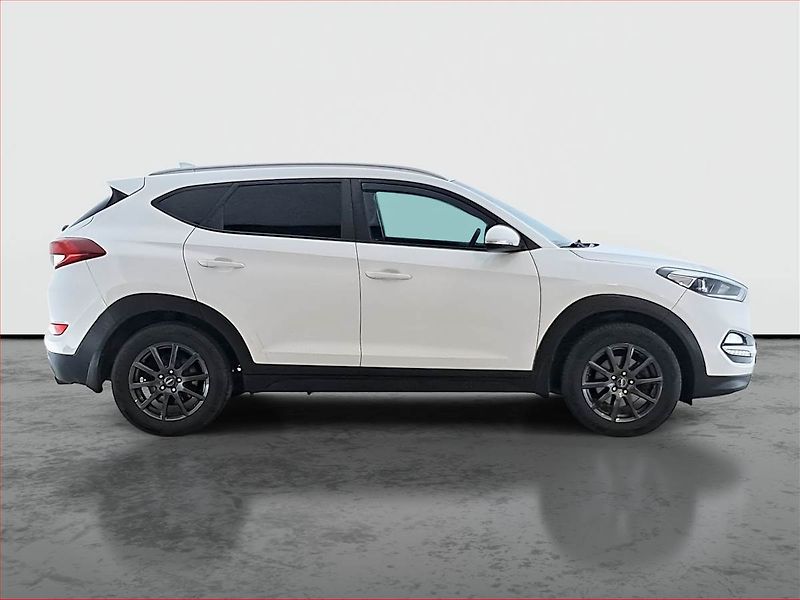 Hyundai Tucson (2016) 1.7 CRDi, Navi, Tempomat - fotka 6 z 21