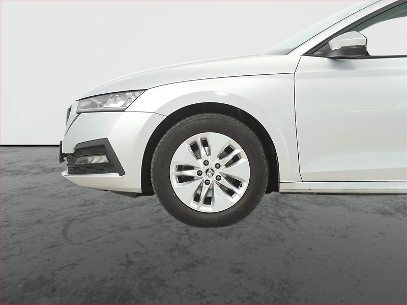 Škoda Octavia (2022) Ambition 2.0 TDI, ČR,1.maj - fotka 15 z 17