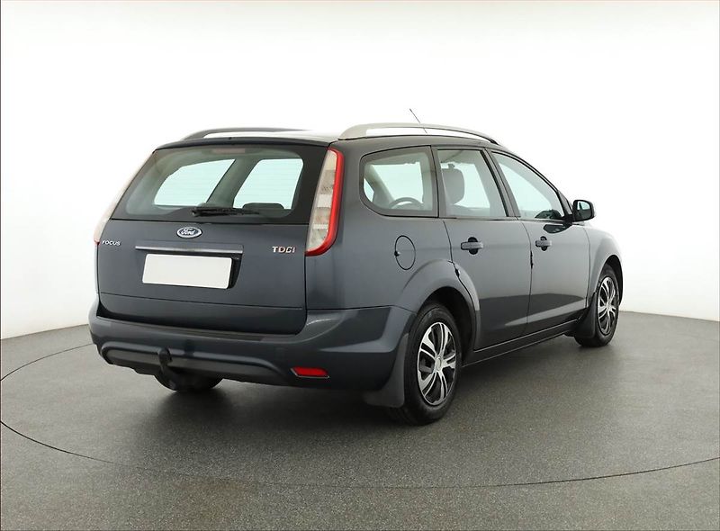 Ford Focus (2008) 1.6 TDCi, nová STK, Tažné - fotka 5 z 15