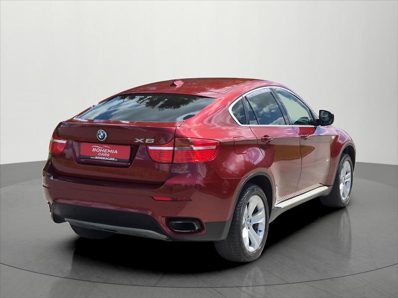 BMW X6 3,0 225 Kw 35i xDrive ČR 2.maj - fotka 7 z 19