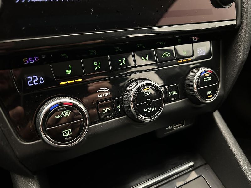 Škoda Octavia 2.0 TDI Style Plus - fotka 15 z 26