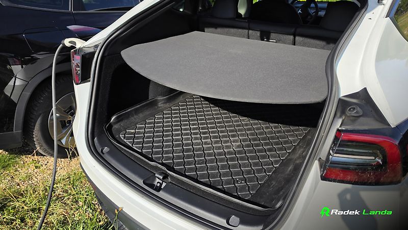 Tesla Model Y (2023) AWD | Boost, PPF, Koni tlumiče - fotka 14 z 14