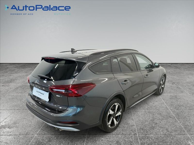 Ford Focus 1,0 i ACTIVE předplacený servi - fotka 4 z 10