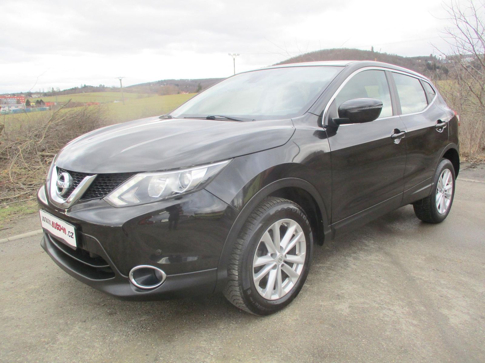Nissan Qashqai 1.6DIG-T 120kW NAVI VÝHŘEV