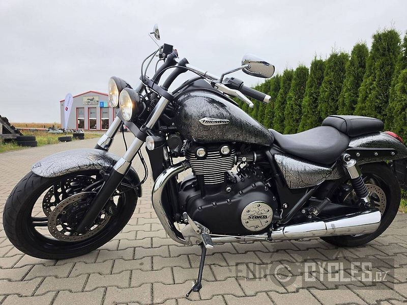 Triumph Thunderbird Storm (2013) - fotka 15 z 20