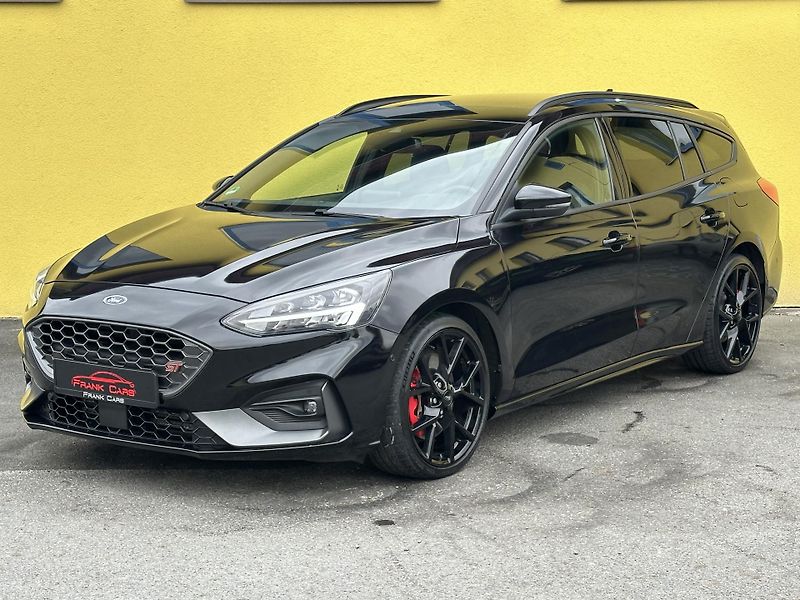 Ford Focus (2021) ST*Automat*206kW*1.Maj.B&O - fotka 1 z 42