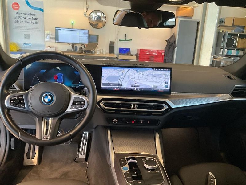 BMW i4 M50 xDrive - fotka 6 z 6