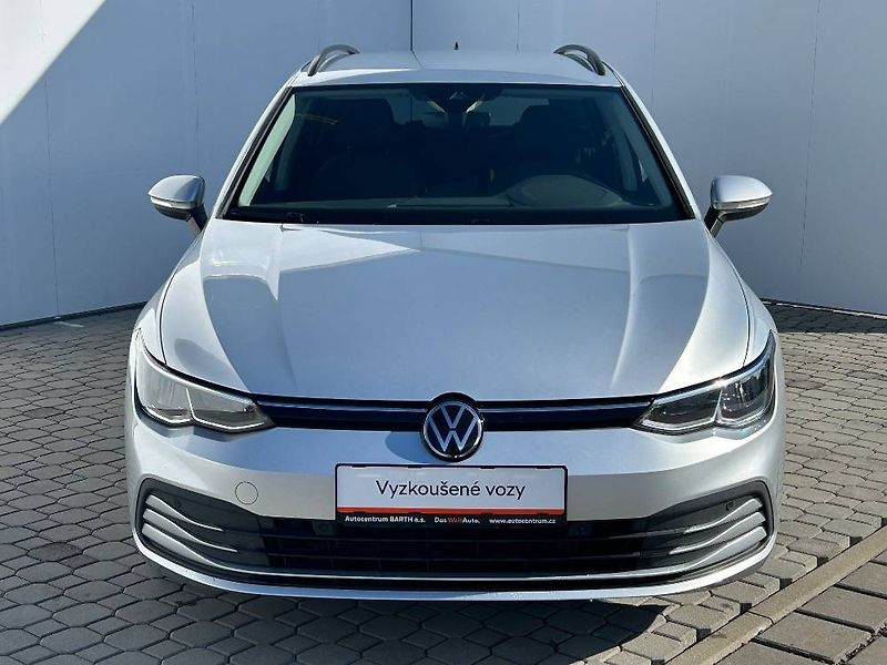 Volkswagen Golf Life 7DSG 1,5 eTSI - fotka 4 z 24