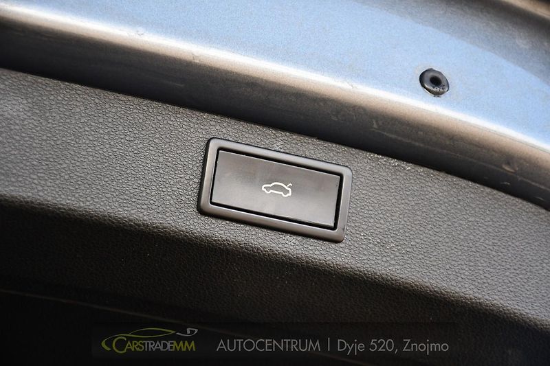 Škoda Kodiaq 2.0TDi 4X4 ACC LED NAV CARPLAY - fotka 49 z 54
