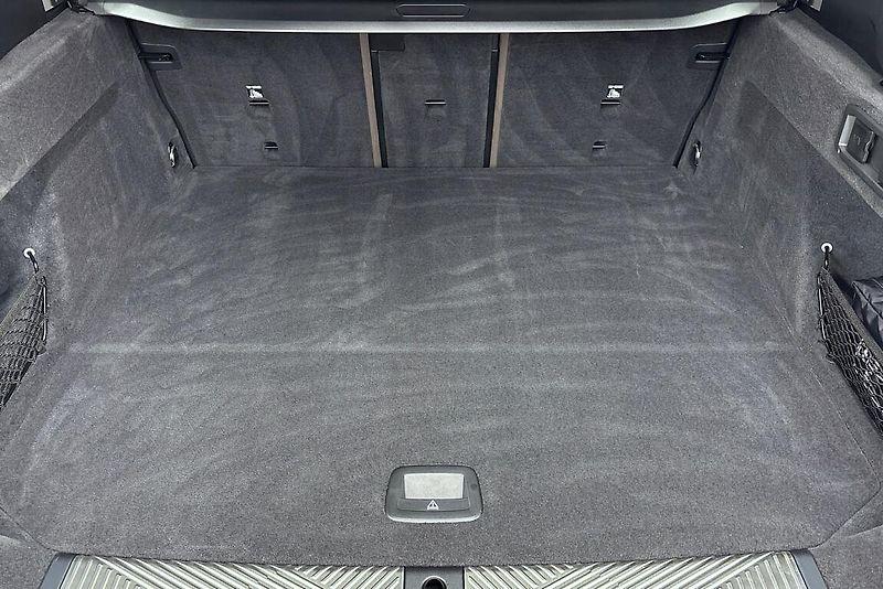 BMW Řada 5 540d xDrive Touring - fotka 11 z 18
