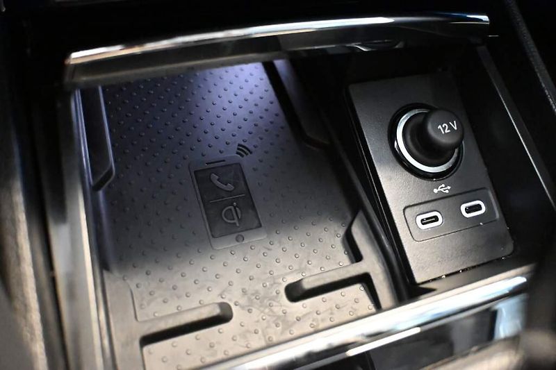 Škoda Kodiaq (2022) 2.0 DSG Matrix LED ACC Tažné K - fotka 30 z 36