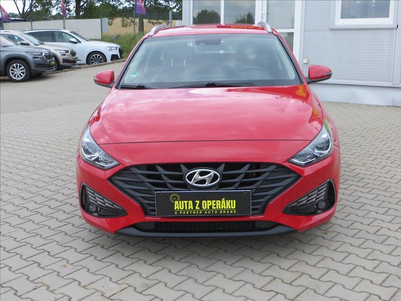 Hyundai i30 1,0 T-GDI 88kW Comfort ČR - fotka 2 z 25
