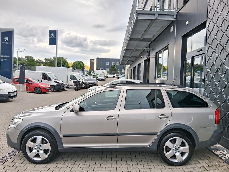 Škoda Octavia SCOUT 2.0 TDI 4x4 103 kW - fotka 4 z 20