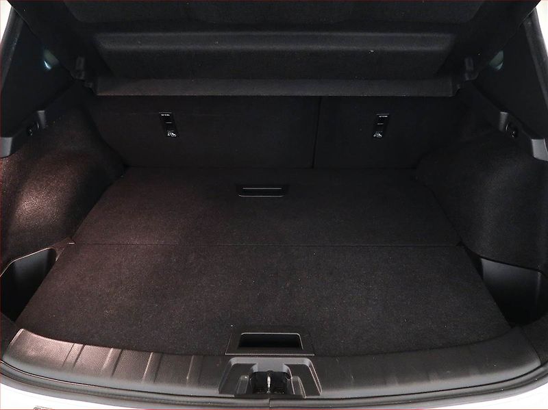 Nissan Qashqai (2019) 1.3 DIG-T, Serv.kniha, Navi - fotka 14 z 17