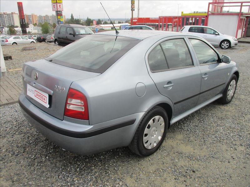 Škoda Octavia 1,6 i klima,serv.kniha,CZ - fotka 5 z 34