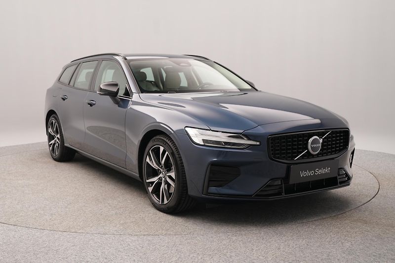 Volvo V60 B4 DARK PLUS CZ 1.maj - fotka 13 z 47