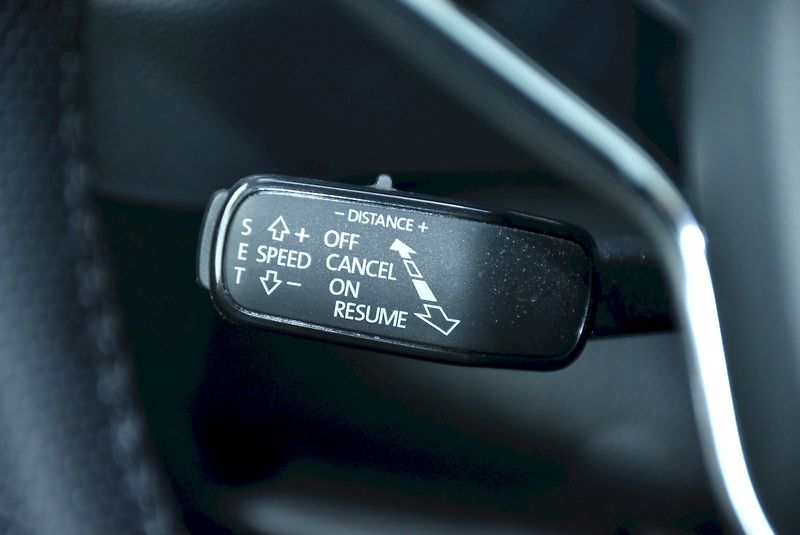 Škoda Karoq (2021) Style PLUS 2.0 TDI 85kW DSG - fotka 34 z 35