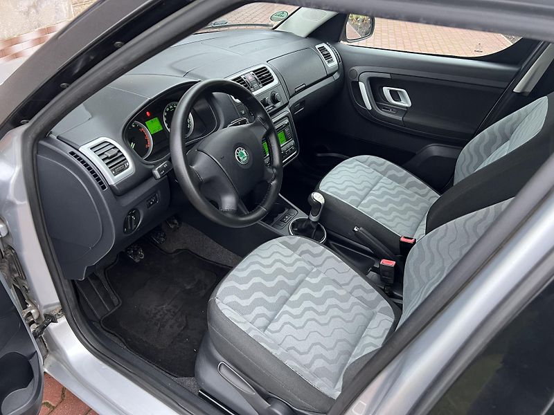 Škoda Roomster 1.2 51KW,ROZVODY+OIL,1MAJITELK - fotka 11 z 43