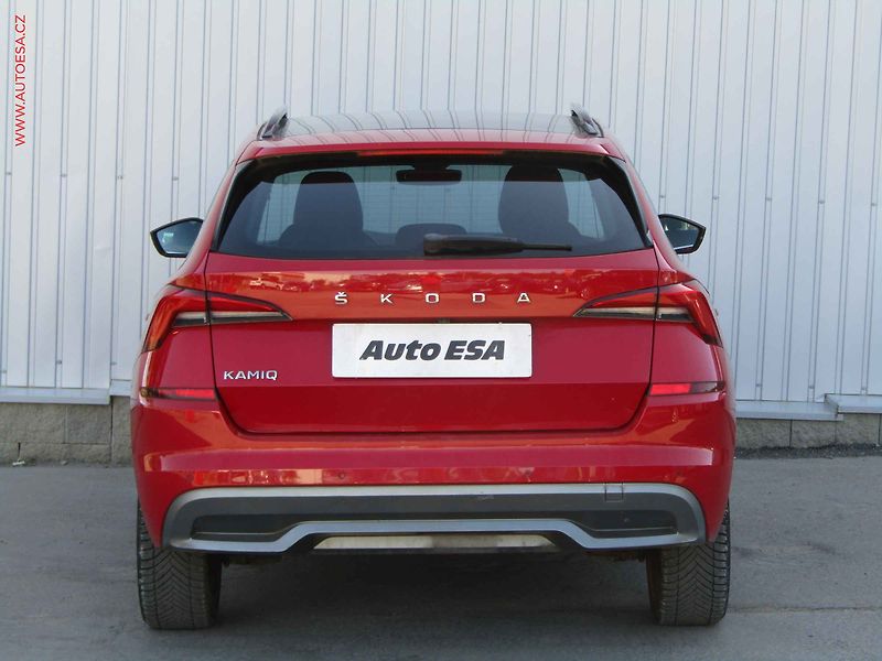 Škoda Kamiq (2020) 1.0 TSi, Style, DSG, navi - fotka 5 z 22