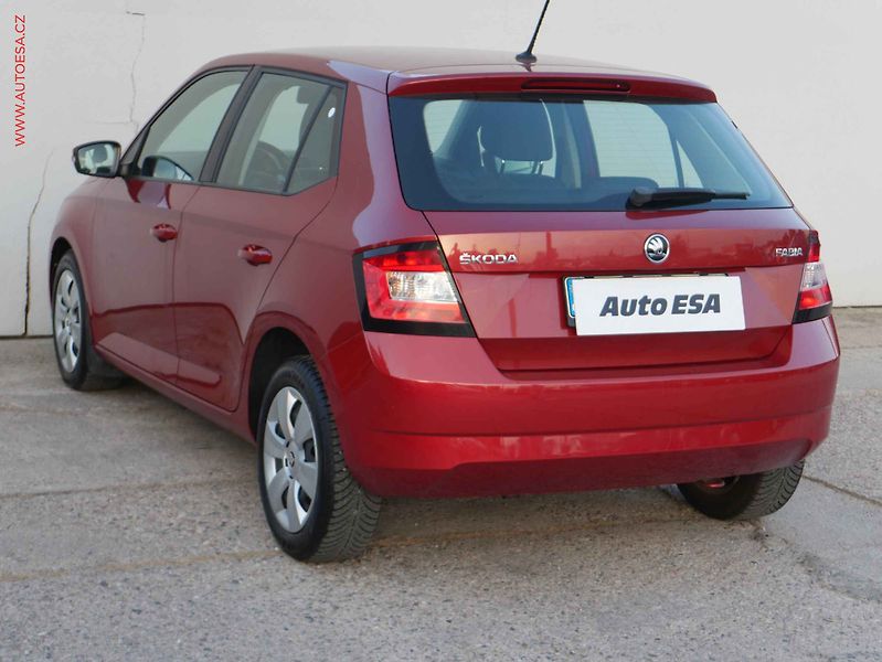 Škoda Fabia (2015) 1.2 TSi, ČR, AC - fotka 4 z 16