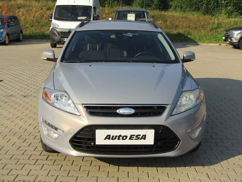 Ford Mondeo (2011) 2.0 TCDi, autoAC - fotka 2 z 17