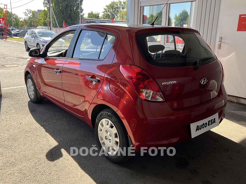 Hyundai i20 (2014) 1.2i, ČR - fotka 2 z 3