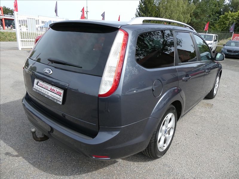 Ford Focus 1,6 16V 74kW 2xkola,závěs,serv - fotka 9 z 42