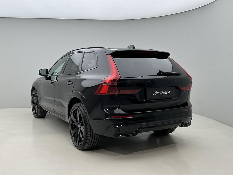 Volvo XC60 T6 AWD BLACK EDITION RESKIN - fotka 11 z 50