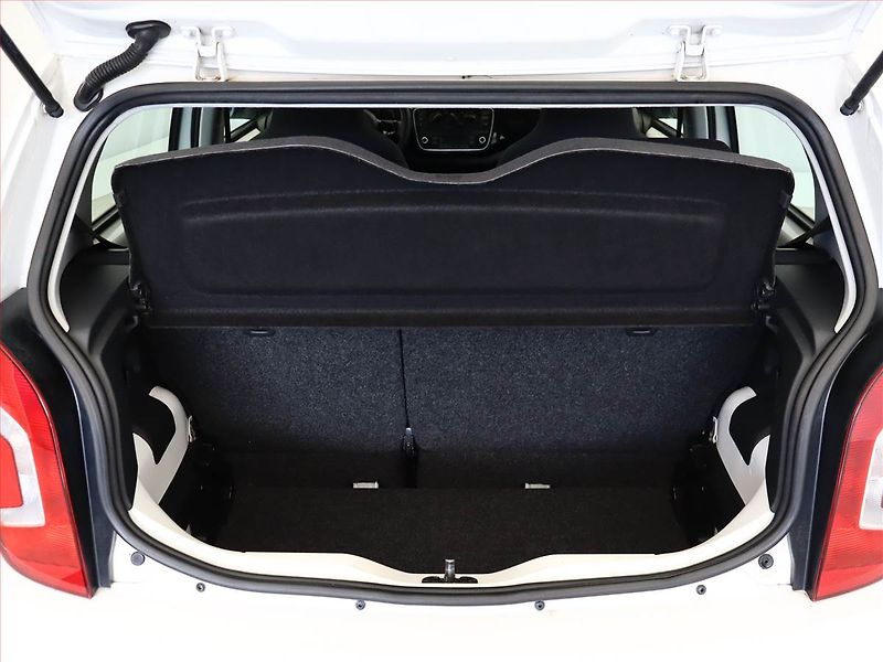 Volkswagen up! (2013) 1.0 MPI, Vyhř. sedaček - fotka 11 z 13