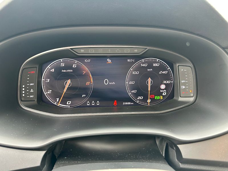 Cupra Ateca (2023) 2.0 TSI 221 kW Tribe Edition D - fotka 14 z 27