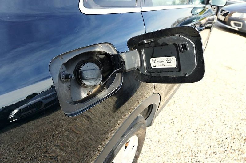 Audi Q3 (2013) 2,0 TFSI 125 kW - fotka 17 z 45