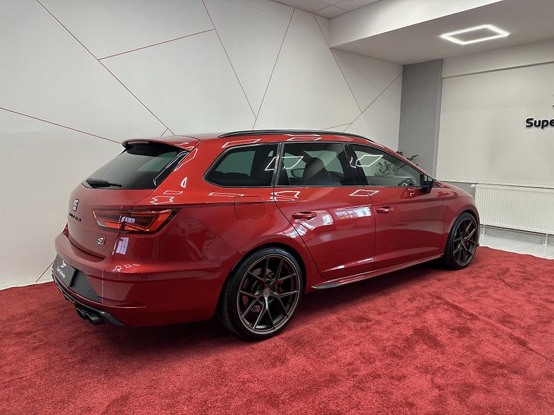 Seat Leon (2018) Cupra FR 300 4drive*CZ*1. Maj. - fotka 4 z 15
