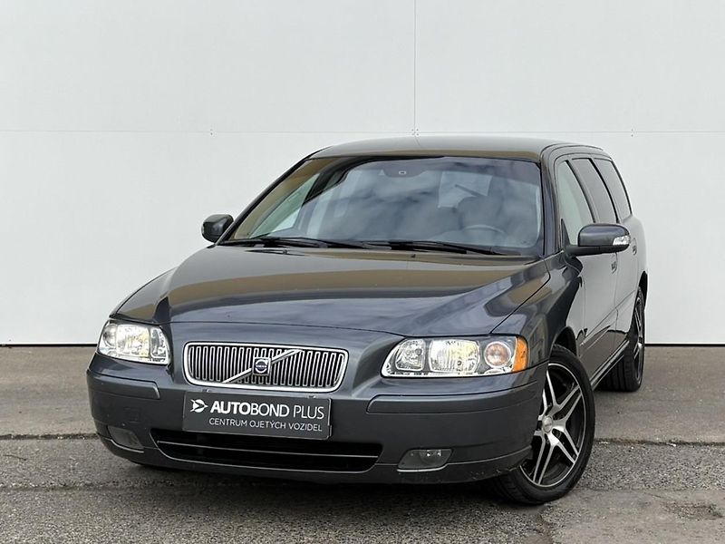 Volvo V70 2.4 D5 136kW AT - fotografie inzerátu