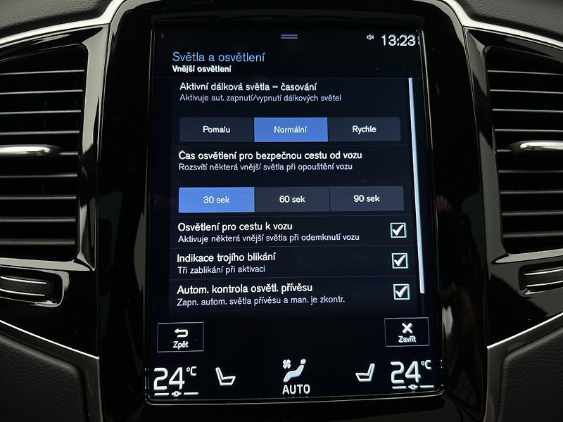 Volvo XC90 B5 AWD INSCRIPTION AUT - fotka 41 z 48