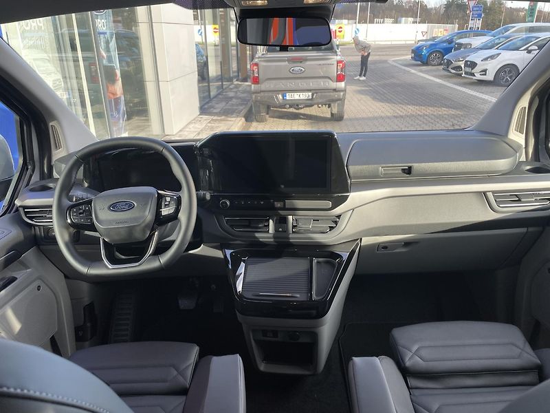 Ford Tourneo Custom Titanium X L2 125 kW AT AWD - fotka 15 z 27