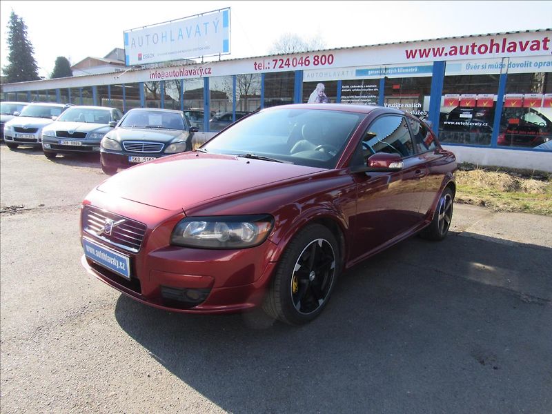Volvo C30 1,6 D 80kW - fotka 1 z 27