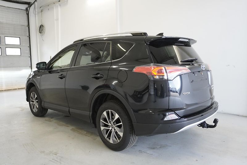 Toyota RAV4 2,5 HYBRID H3 4X2 AUT. - fotka 7 z 28