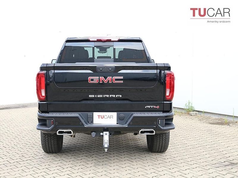 Chevrolet Silverado (2026) ZR2 6.2 V8  - fotka 8 z 48
