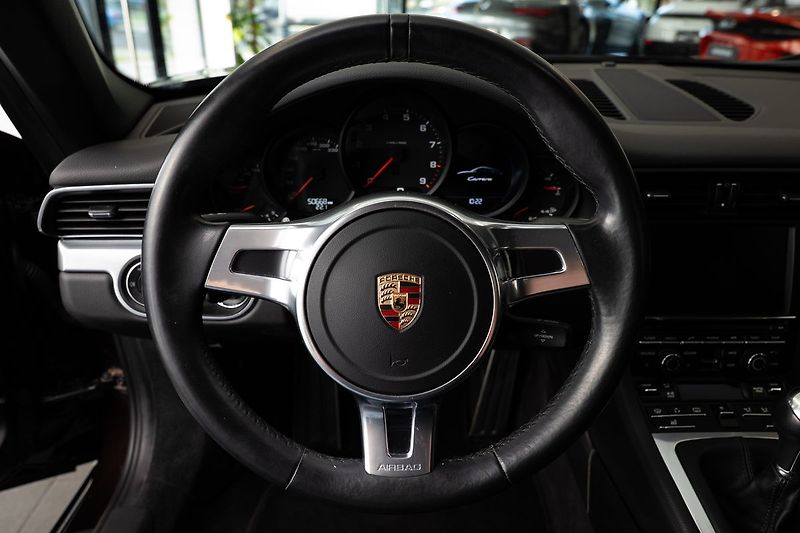 Porsche 911 (991) Carrera/Manuál/Mahagonim - fotka 6 z 17