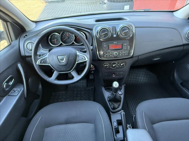 Dacia Sandero 1,0 klima / zcela nový servis - fotka 11 z 17