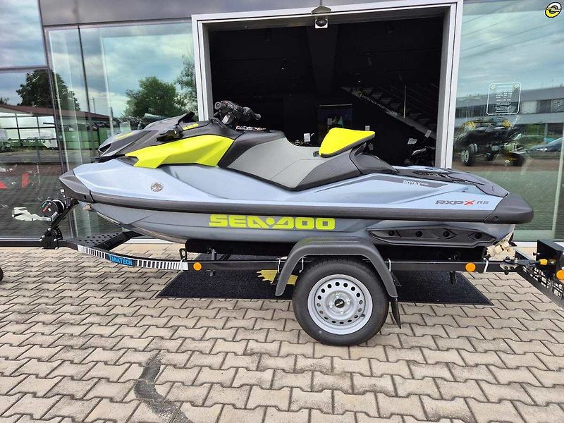 Sea Doo (2024) 21RH - RXP XRS 1-up 325hp - AK - fotka 8 z 21