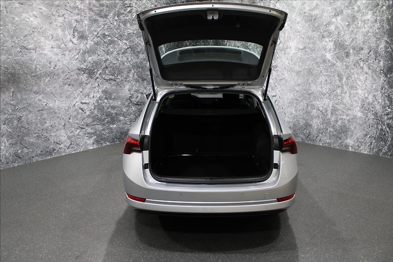 Škoda Octavia 2,0 TDI Ambition 1.majitel CZ - fotka 5 z 32