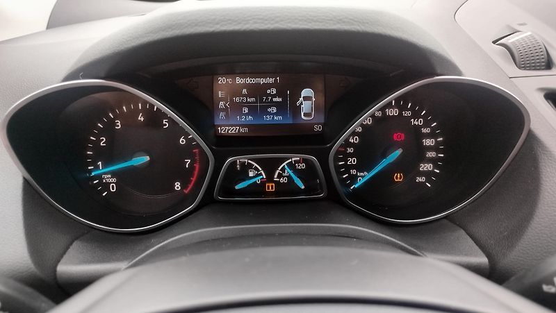 Ford Kuga (2019) 1.5  - fotka 9 z 33