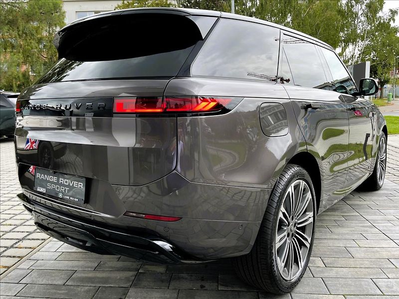 Land Rover Range Rover Sport (2026) 3,0 D350 AUTOBIOGRAPHY SWB - fotka 8 z 42