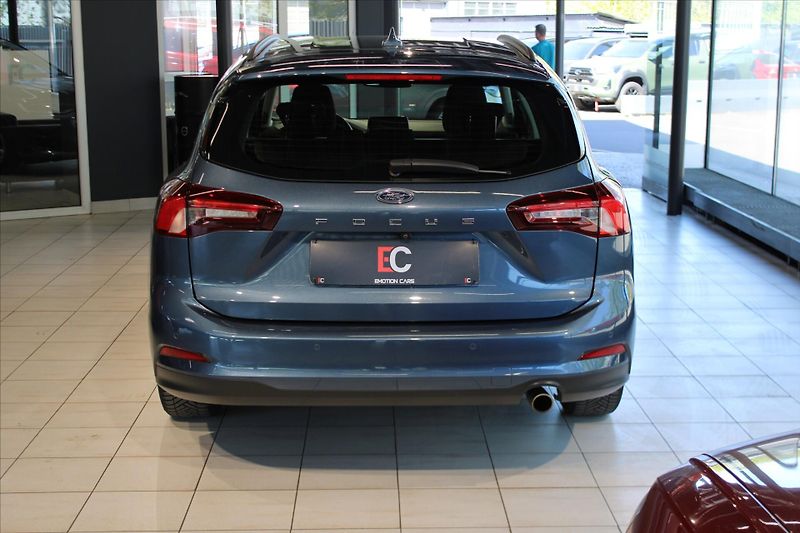 Ford Focus TDCi EcoBlue 88kW 8AT LED/DPH - fotka 5 z 27
