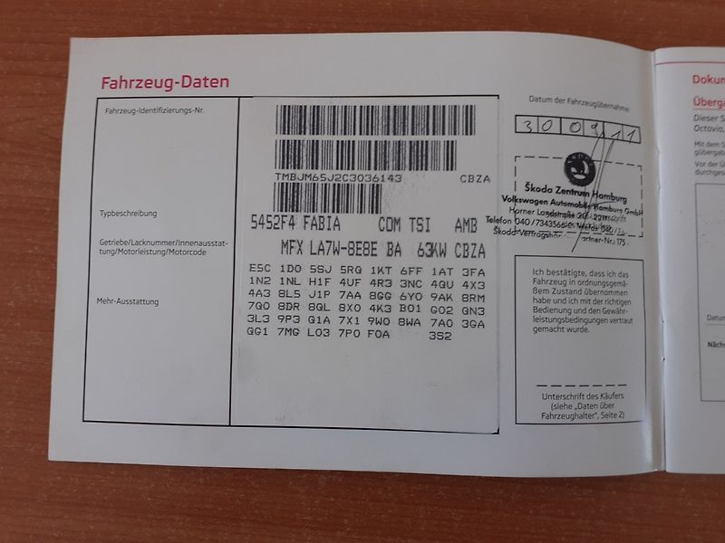Škoda Fabia (2011) KOMBI 1.2 TSi AMBIENTE - fotka 23 z 27