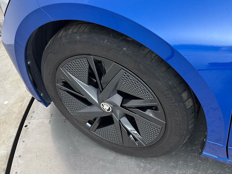 Škoda Enyaq RS - fotka 29 z 31