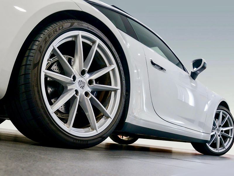 Porsche 911 (2022) ZÁRUKA 2030 Servis 5/26 BURMES - fotka 51 z 51