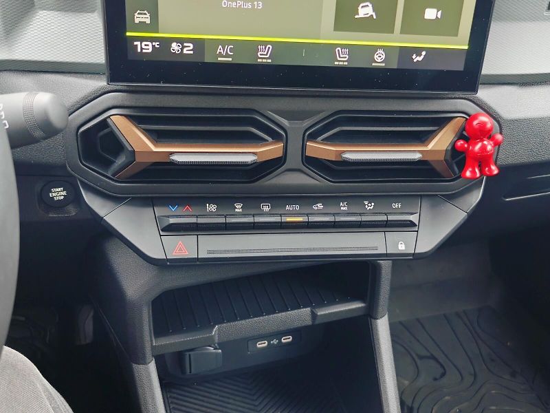 Dacia Duster (2025) 1,0 TCe Extreme 74 kW LPG - fotka 11 z 14