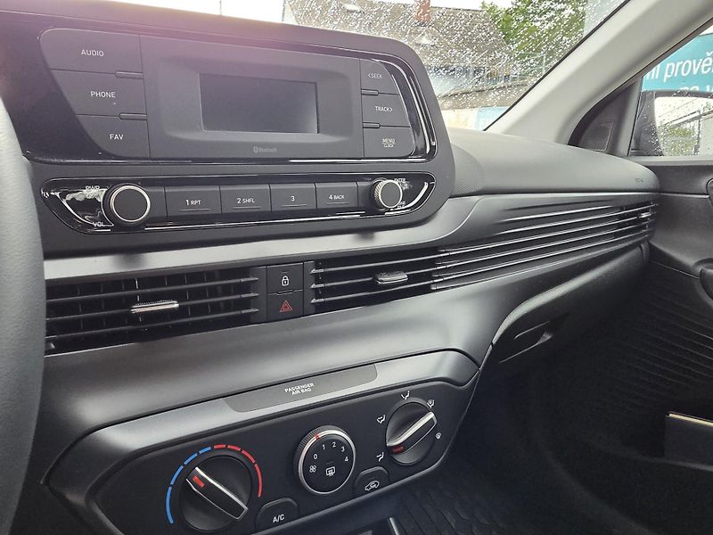 Hyundai Bayon 1.0-AUTOMAT-1.MAJITEL-ALU - fotka 12 z 12